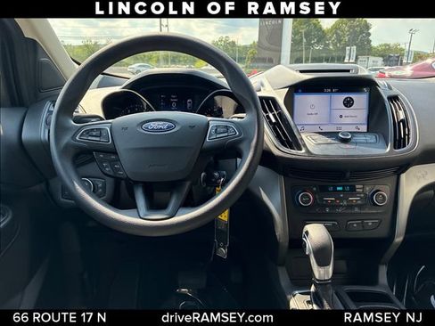 Used 2018 Ford Escape SE w/ SE Sync 3 Package AWD/4WD image 22
