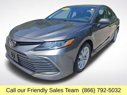 Certified 2023 Toyota Camry LE FWD image 1