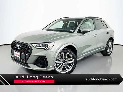 Used 2025 Audi Q3 2.0T Premium w/ Black Optic Sport Package image 1