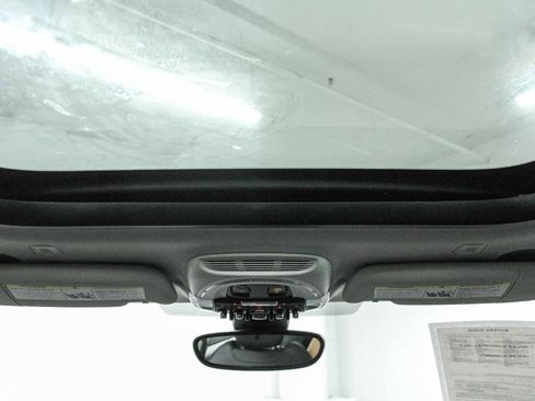 Certified 2024 MINI Cooper SE image 12