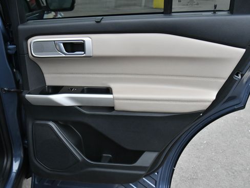 Used 2021 Ford Explorer Limited w/ Equipment Group 301A image 50