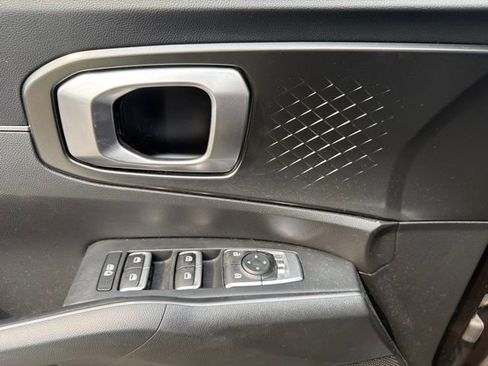 Used 2021 Kia Sorento S FWD image 13