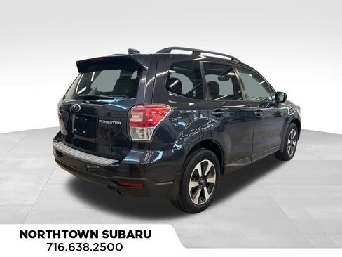 Used 2018 Subaru Forester 2.5i Premium w/ All-Weather Package AWD/4WD image 29
