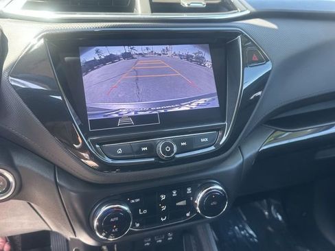 Used 2022 Chevrolet TrailBlazer LT w/ Convenience Package image 15