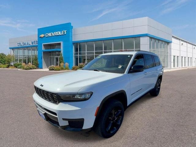 Used 2023 Jeep Grand Cherokee L Laredo AWD/4WD image 1