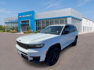 Used 2023 Jeep Grand Cherokee L Laredo AWD/4WD video 1