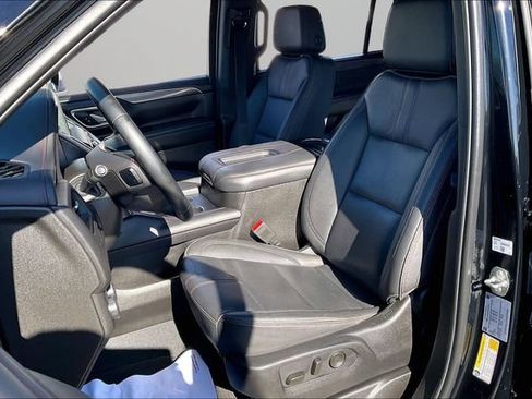 Certified 2024 Chevrolet Suburban RST AWD/4WD image 25