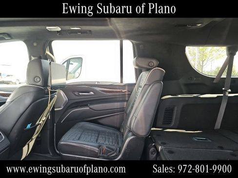 Used 2024 Cadillac Escalade ESV Sport Platinum w/ LPO, ONYX Package AWD/4WD image 6