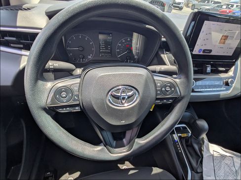 Used 2024 Toyota Corolla LE FWD image 17