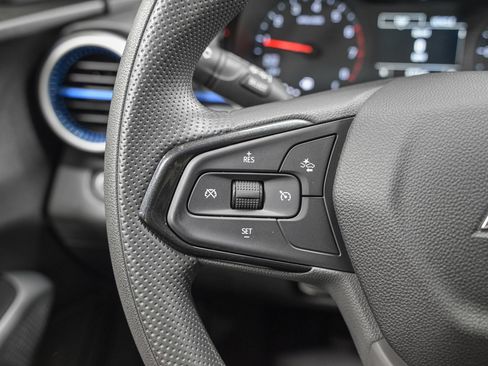 Used 2025 Chevrolet Trax LS FWD image 19