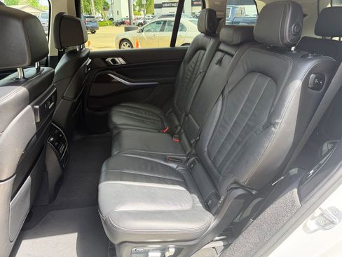 Used 2019 BMW X7 xDrive50i AWD/4WD image 25