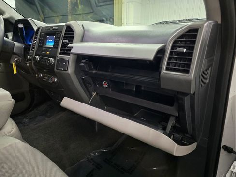 Used 2017 Ford F250 XL w/ STX Appearance Package image 35