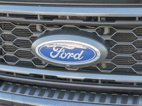 Used 2023 Ford F250 XL w/ STX Appearance Package image 6