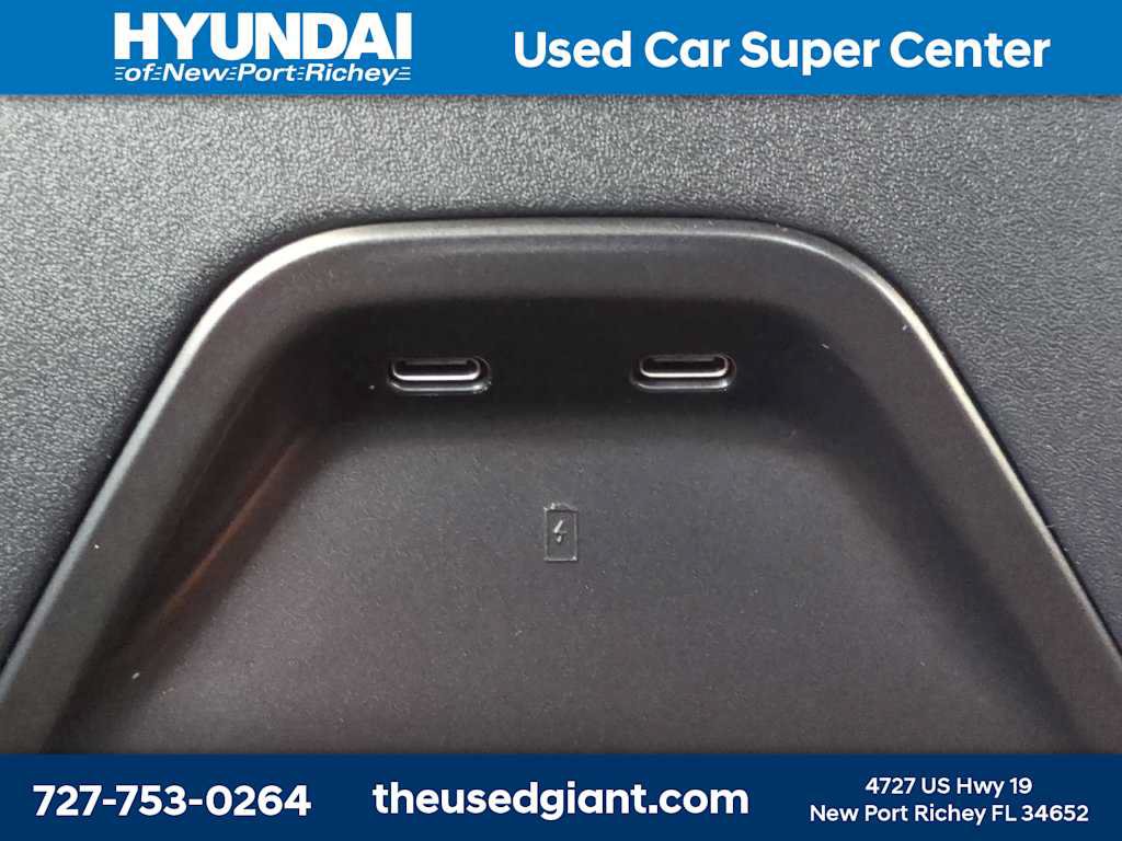 Used 2024 Lincoln Nautilus Reserve w/ Equipment Group 202A AWD/4WD image 16