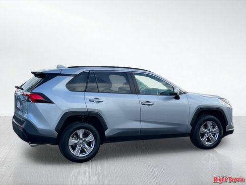 Certified 2025 Toyota RAV4 XLE FWD image 7