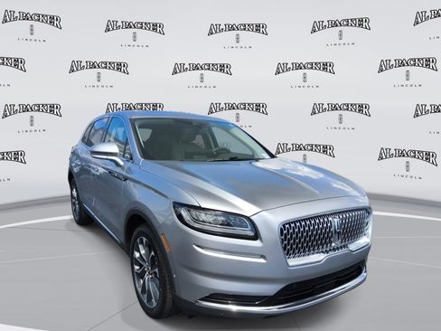 Used 2023 Lincoln Nautilus Reserve w/ Equipment Group 201A FWD image 8
