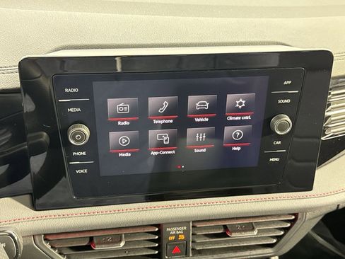 Used 2025 Volkswagen Jetta GLI Autobahn image 22