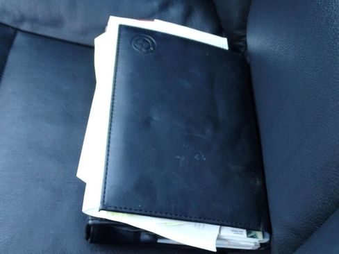 Used 2007 BMW 530xi Wagon image 64