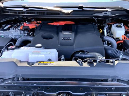 Used 2026 Toyota Tundra TRD Pro w/ Tow Tech Package AWD/4WD image 31