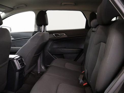 Used 2023 Kia Sportage LX image 26