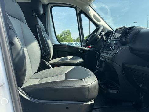 Used 2025 RAM ProMaster 3500 w/ Convenience Group FWD image 14