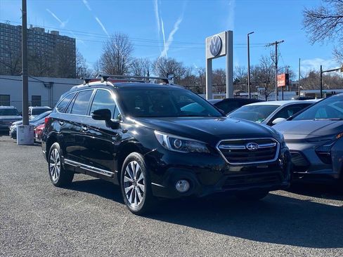 Used 2019 Subaru Outback 3.6R Touring w/ Popular Package #3A image 1