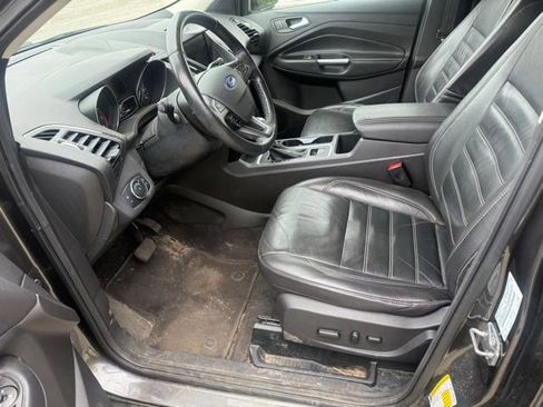 Used 2017 Ford Escape Titanium AWD/4WD image 8