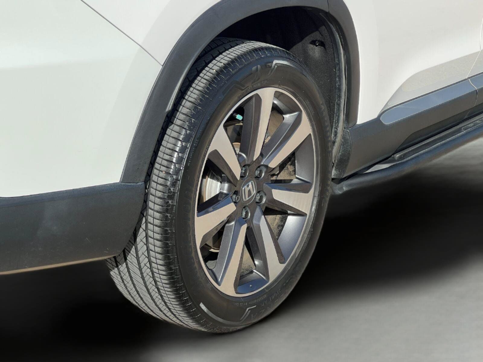 Used 2023 Honda Pilot Elite image 10
