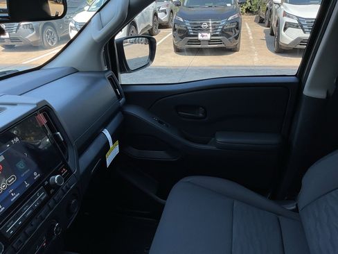 New 2026 Nissan Frontier S image 40