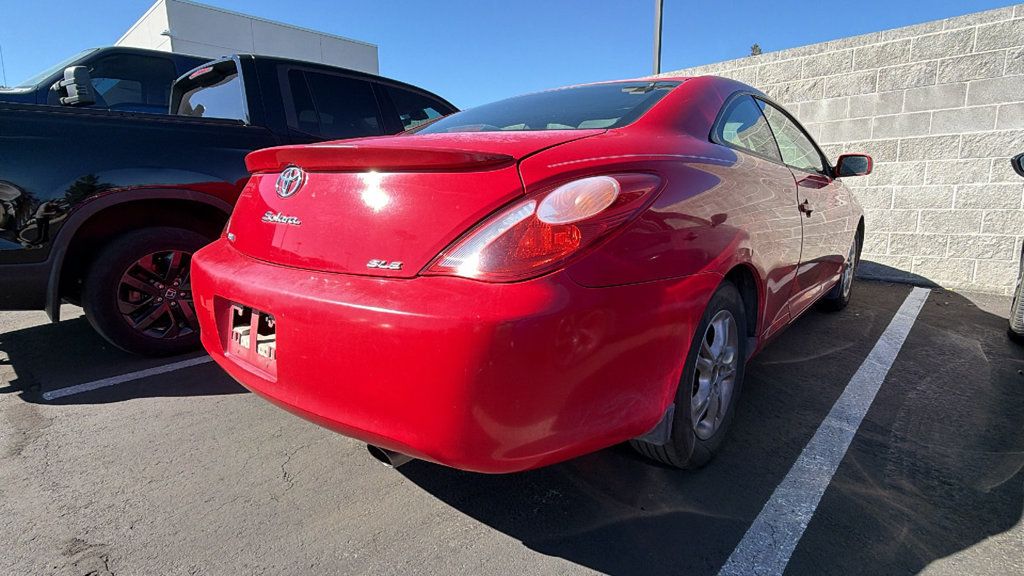Used 2004 Toyota Solara SE FWD image 2