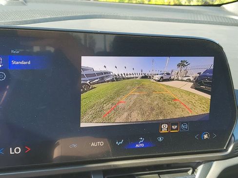 New 2026 Chevrolet Equinox EV LT image 23