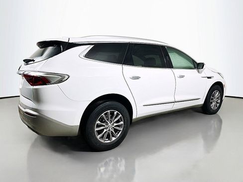 Used 2023 Buick Enclave Essence w/ Trailering Package, 5000 lbs. image 7