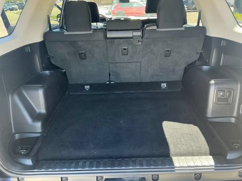 Used 2016 Toyota 4Runner SR5 RWD image 21