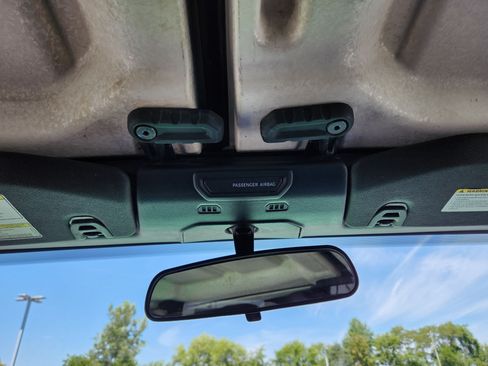 Used 2020 Jeep Wrangler Sport AWD/4WD image 20