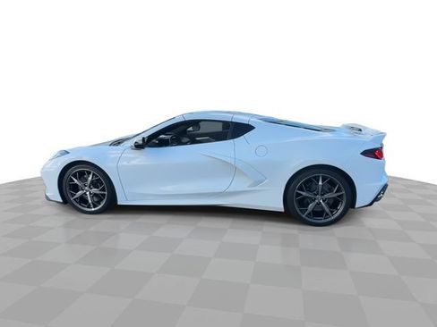 Used 2022 Chevrolet Corvette Stingray Preferred Cpe w/ Z51 Performance Package image 5