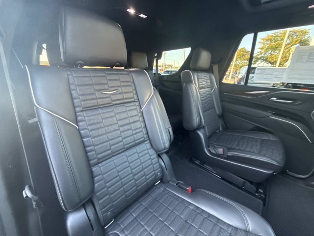 Used 2021 Cadillac Escalade Sport Platinum AWD/4WD image 25