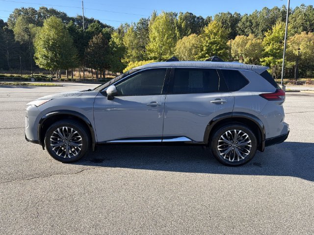 Certified 2025 Nissan Rogue Platinum AWD/4WD image 6