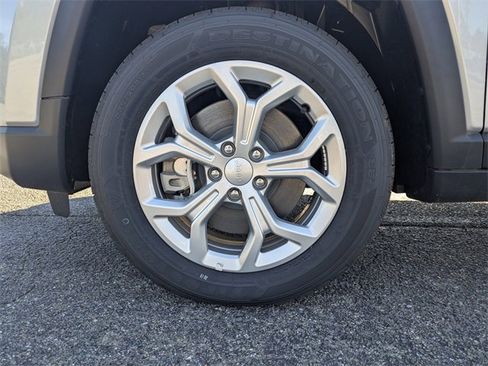 New 2024 Jeep Compass Sport image 9