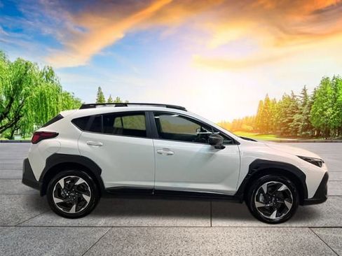 Certified 2025 Subaru Crosstrek 2.5i Limited w/ Crosstrek Mirror Package image 3