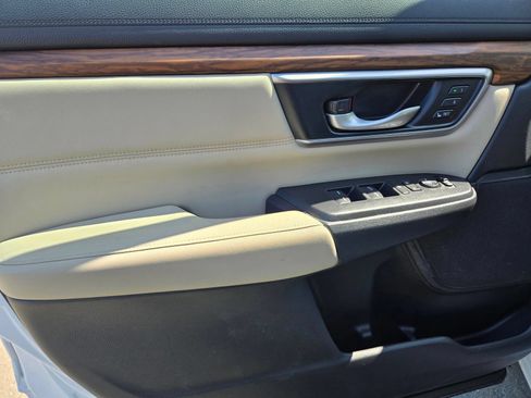Used 2022 Honda CR-V EX-L image 16
