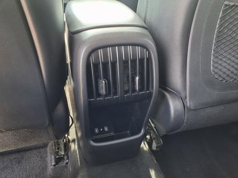 Used 2024 Hyundai Kona Limited image 26