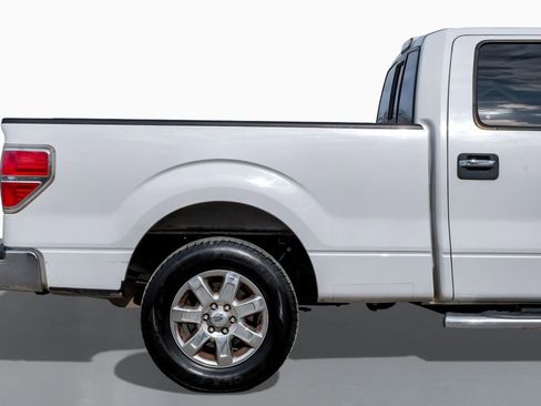 Used 2014 Ford F150 XLT w/ Equipment Group 302A Luxury image 6