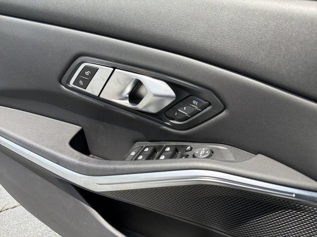 Used 2022 BMW 330i Sedan RWD image 22