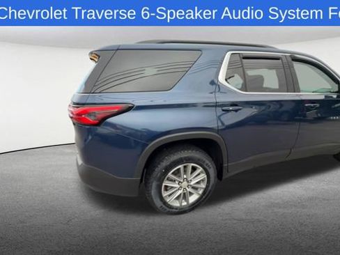Used 2023 Chevrolet Traverse LT AWD/4WD image 9