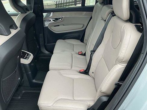 New 2026 Volvo XC90 T8 Ultra w/ Lounge Package AWD/4WD image 14
