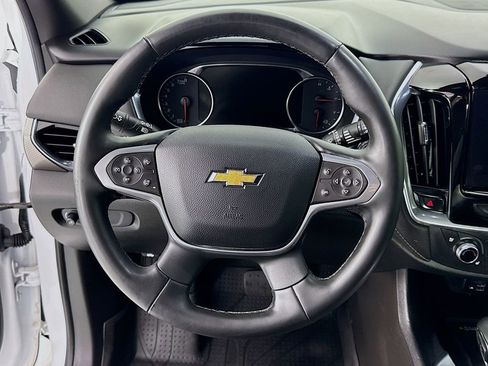 Used 2023 Chevrolet Traverse Premier AWD/4WD image 11