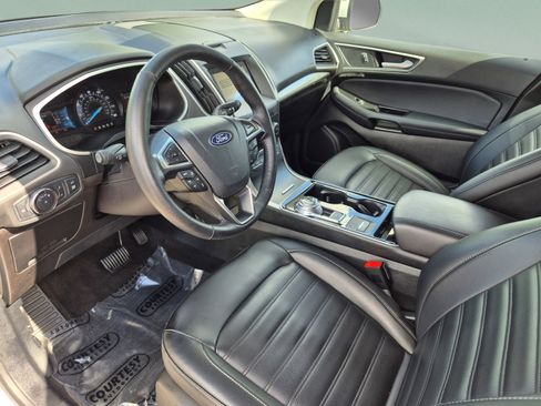 Used 2019 Ford Edge SEL w/ Equipment Group 201A FWD image 18