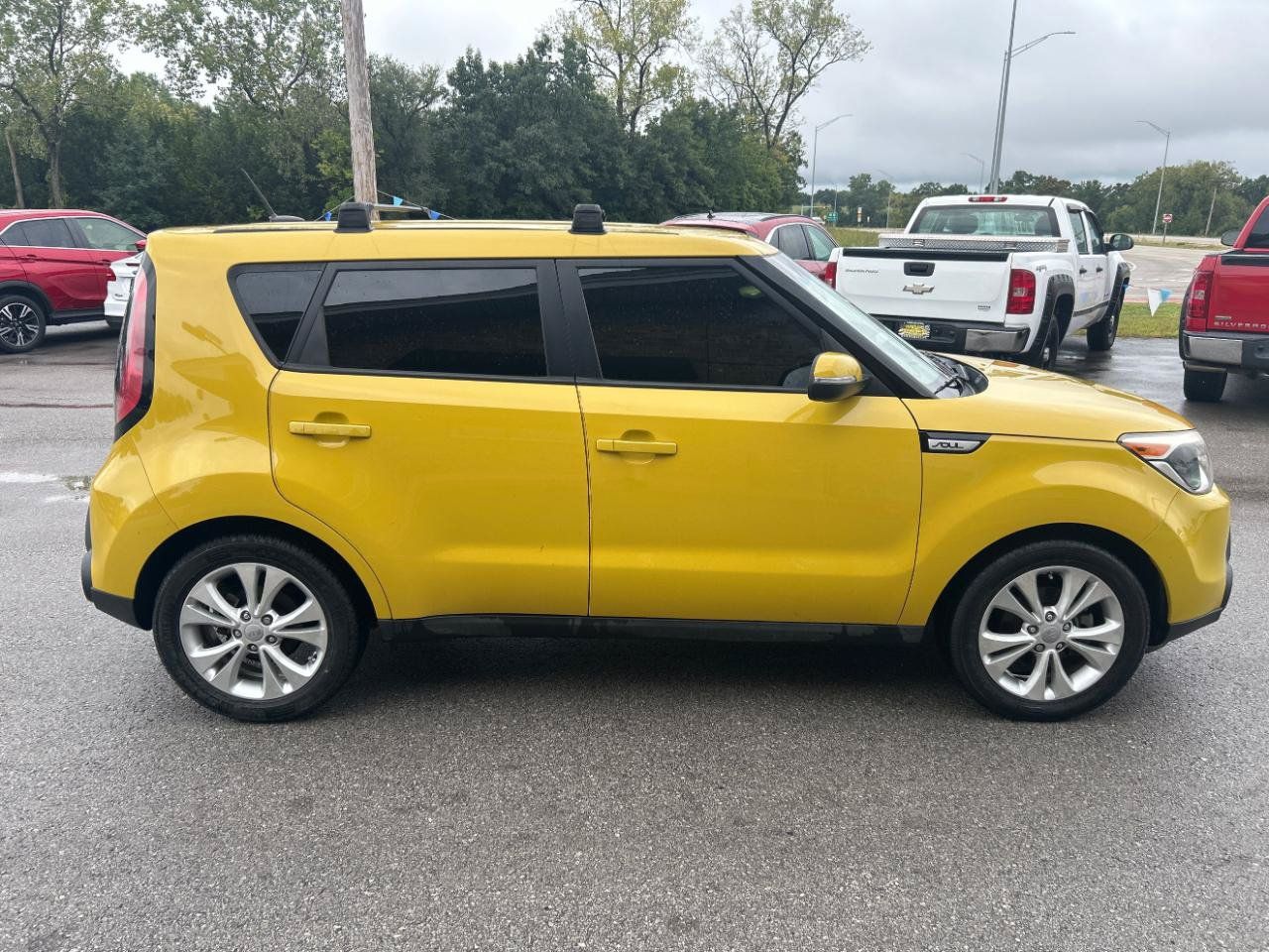 Used 2014 Kia Soul + FWD image 4