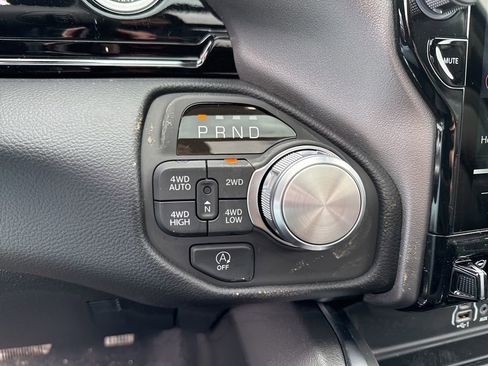 New 2026 RAM 1500 Laramie AWD/4WD image 15