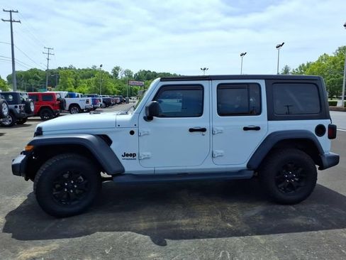 Used 2020 Jeep Wrangler Unlimited Sport AWD/4WD image 32